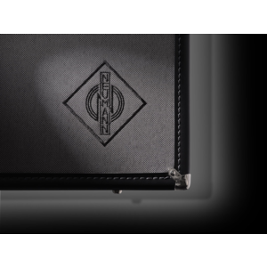 M-49-V-Case-Macro3_Neumann-Studio-Tube-Microphone_G