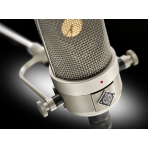 M-49-V-Macro1_Neumann-Studio-Tube-Microphone_G