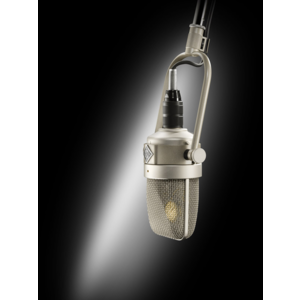 M-49-V-Position4_Neumann-Studio-Tube-Microphone_G